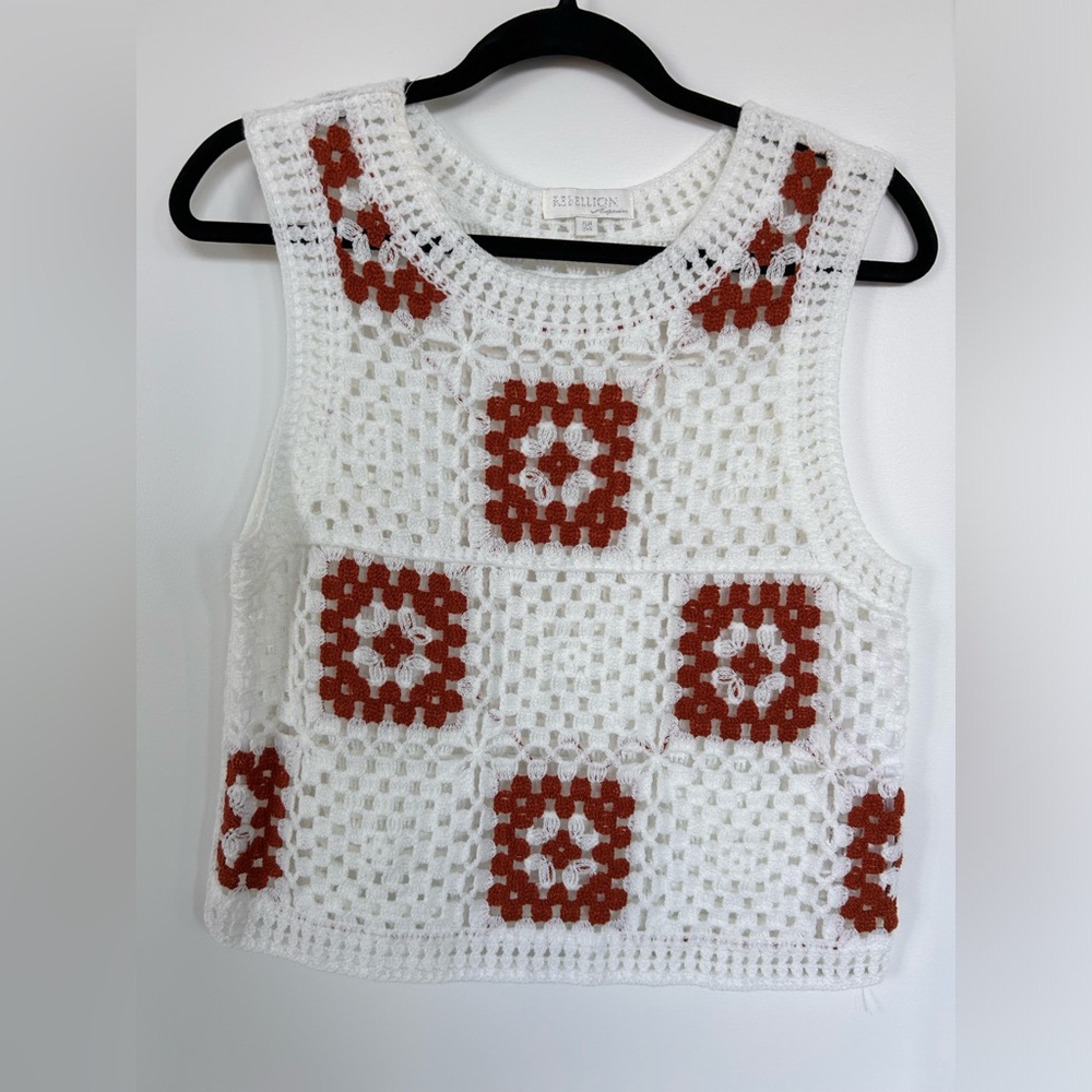 Rebellion NWOT tank top - M